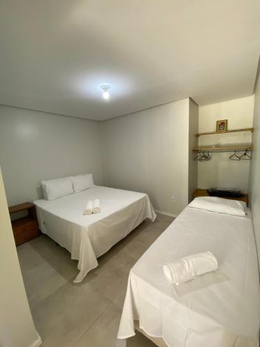 1 queen bed, 1 twin bed, 1 sofa bed
