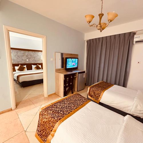 Aquavista Hotel & Suites - Tap to explore photos