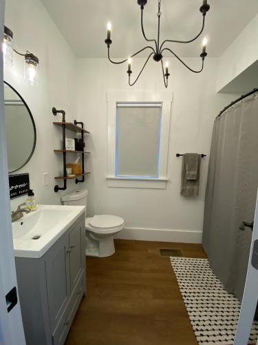 Cottage on Main in Lansdale, USA
