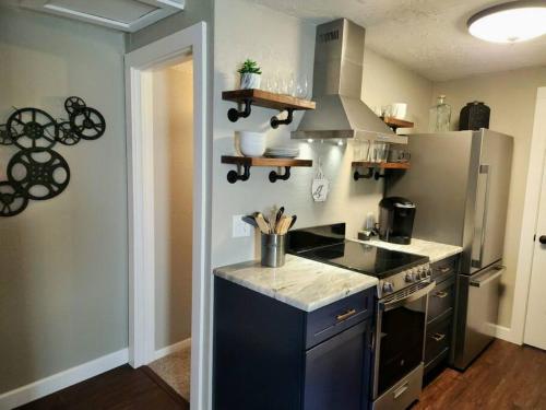 廚房, The Nest Downtown Dunedin NO KIDS, NO PETS in 達尼丁