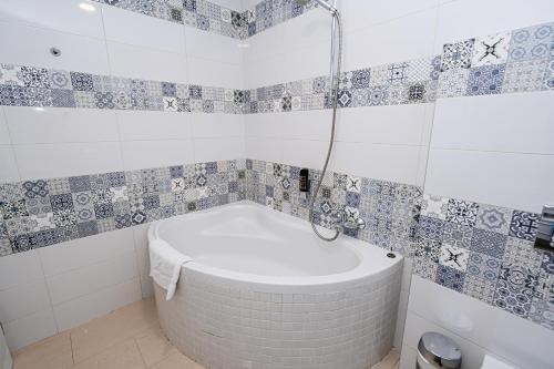 Triple Room image 4