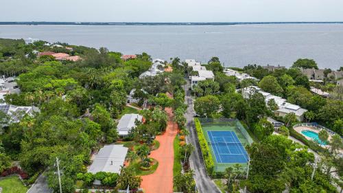 Little Gull Cottages in Longboat Key, USA