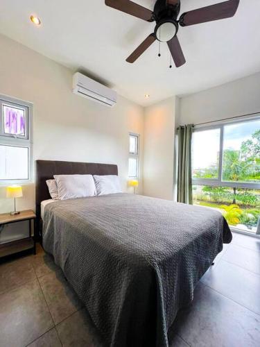 Modern & convenient condo in Jaco downtown