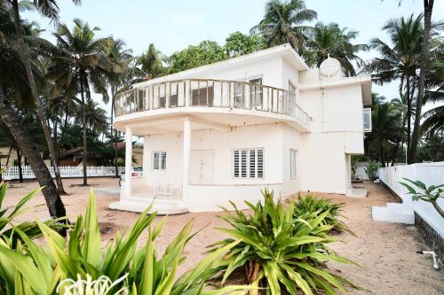 Beach at the White House, Udupi