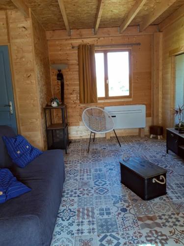 CHALETS POUR FAMILLE ET AMIS in Paray Le Fresil