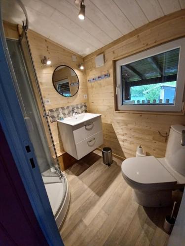 CHALETS POUR FAMILLE ET AMIS in Paray Le Fresil
