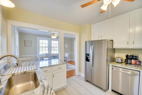 Home on Locklies Creek with Boat Dock and Lift! in Topping, USA