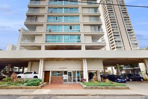 Waikiki Townhouse 1101 - 30 night minimum