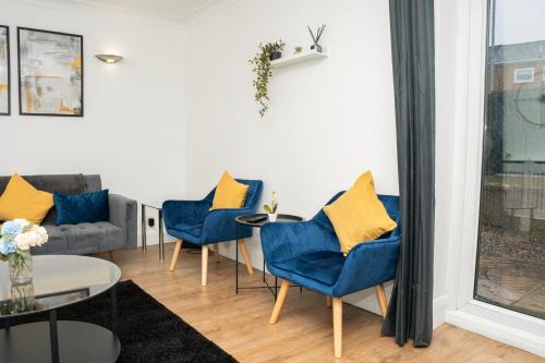 บริการและสิ่งอำนวยความสะดวก, Stylish 3 bed house with free parking in ฮันส์เลต คาร์