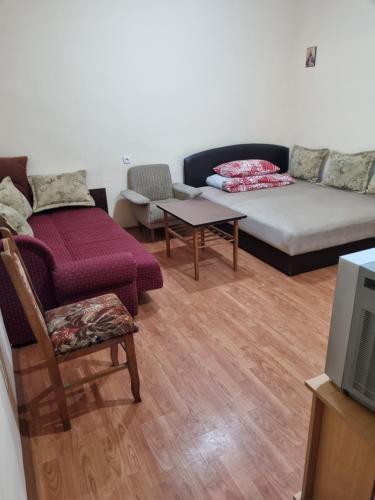 Apartman Ristovic preko puta poste poste 01 in Mataruška Banja