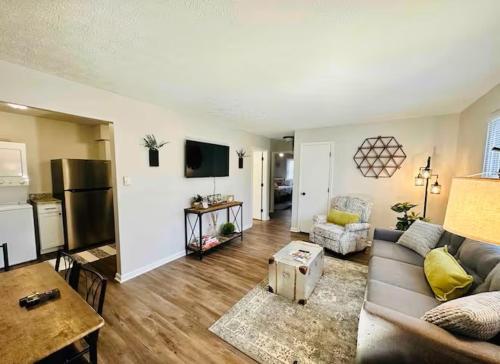 Walnut Apartments in Danville, USA