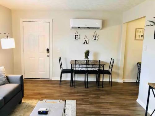 Walnut Apartments in Danville, USA