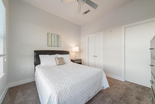 Cs 3150 Corporate 2br Suite, Parking in Dallas, USA
