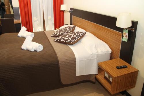 1 queen bed