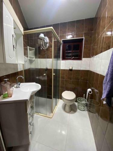 Chácara em Sarapui com 5 quartos sendo 3 suítes (Chacara em Sarapui com 5 quartos sendo 3 suites) in Sarapui (Sao Paulo)