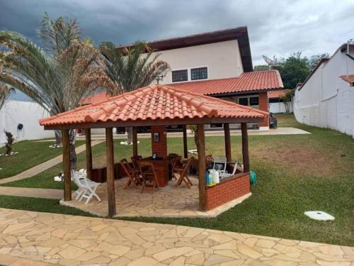 Chácara em Sarapui com 5 quartos sendo 3 suítes (Chacara em Sarapui com 5 quartos sendo 3 suites) in Sarapui (Sao Paulo)