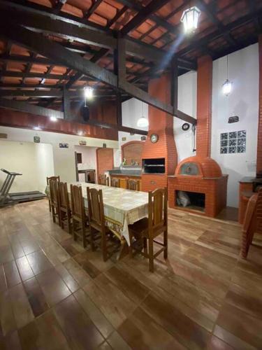 Chácara em Sarapui com 5 quartos sendo 3 suítes (Chacara em Sarapui com 5 quartos sendo 3 suites) in Sarapui (Sao Paulo)