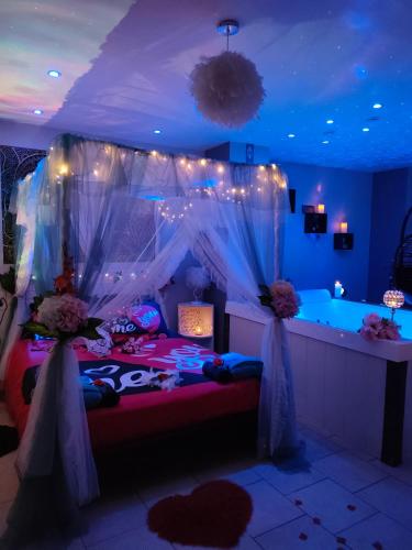 Loft avec Baignoire SPA LÉcrin Romantique (Loft avec Baignoire SPA LEcrin Romantique) in Ochancourt