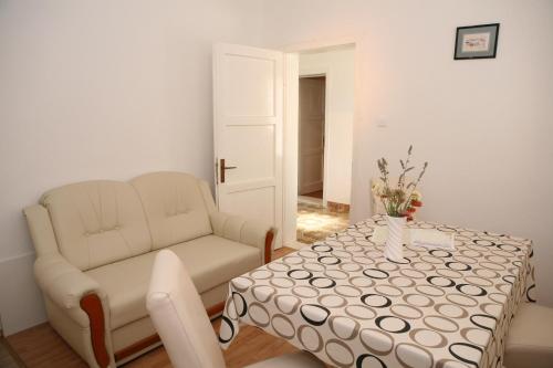 Apartments Radić - image 4
