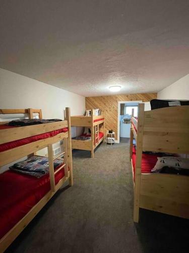 Secluded Riverside Farm House - Near Sand Dunes Secluded Riverside Farm House - Near Sand Dunes