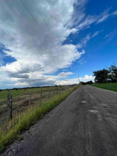 Secluded Riverside Farm House - Near Sand Dunes Secluded Riverside Farm House - Near Sand Dunes