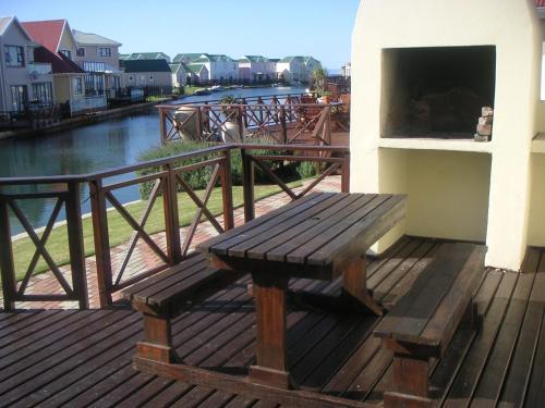 Balcony/terrace, WatersideLiving MS11 in Aston Bay