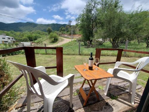 Cabañas Rosaditas (Cabanas Rosaditas) in La Poblacion - Traslassierras