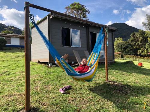 Refugio Aventura, hermosa cabaña y acogedores glampings en Tabio, cerca a Bogotá