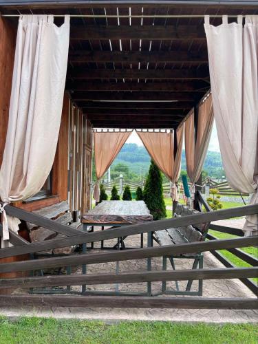 Balkons/terase, Four Seasons In Carpathians in Myhove