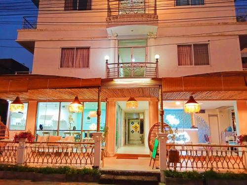 Castaway's hua hin – Hua Hin, TX