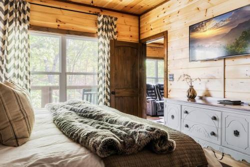 Misty Mountain Cabin, Great Smoky Mountains in Wears Valley (TN)