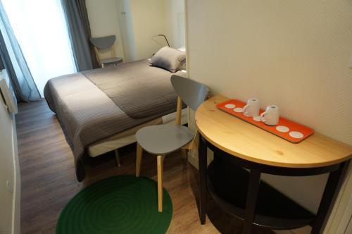 Hotel Zora – Paris, TX