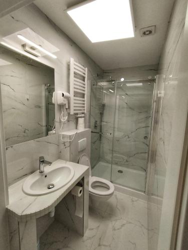 Budget Double Room room in Motel Tower