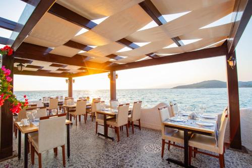 Kustur Club Holiday Village - All Inclusive - 레스토랑