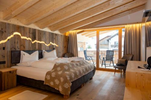 Hotel Rezia 5