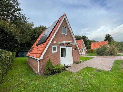  Holiday home Landgoed Eysinga State 4, Pension in Sint Nicolaasga bei Oudeschoot