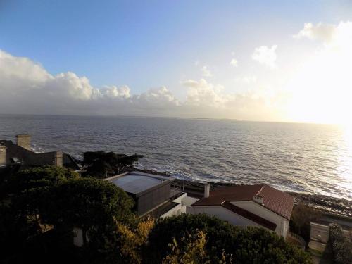 Royan - PLEINE VUE MER pour cet APPARTEMENT classé 2 étoiles - LES TAMARIS - image 5