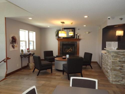 ล็อบบี้, Microtel Inn & Suites by Wyndham Ames in อาเมส (IA)