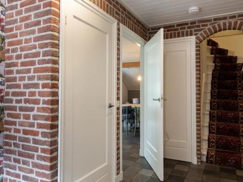  Attractive holiday home with a wood stove, located on a farm in Heeten