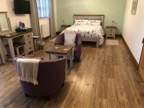 1 queen bed