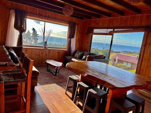 Iekārtas, Cabaña en chovellen (Cabana en chovellen) in Chovellén