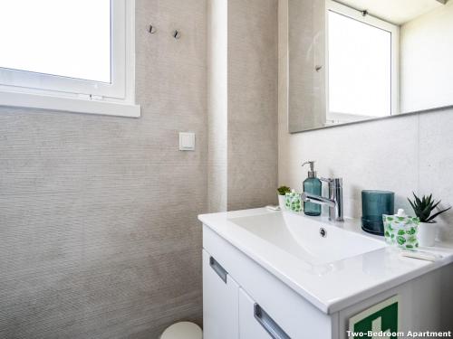 Akicity Campolide Sun - image 34