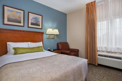 Candlewood Suites Tuscaloosa, an IHG Hotel