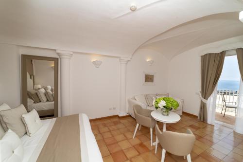 Junior Suite image 4