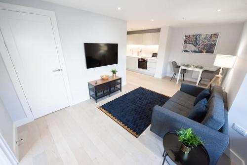 Space Apartments - One Bed Apartment, Secue Parking -Fast Wifi - TV - Sky TV - Outside Space - 5 - Brentwood