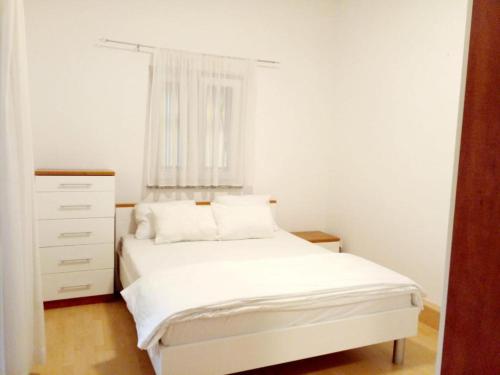 Apartment Layla - Novalja