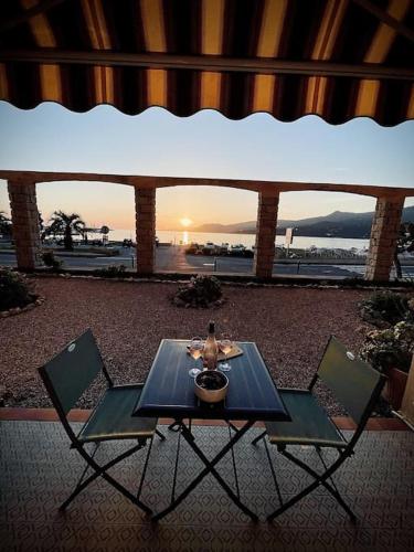 Studio raffiné vue mer - Propriano - Corse du sud (Studio raffine vue mer - Propriano - Corse du sud) in Bartaccia