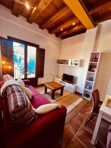 2 bedrooms, 3 beds