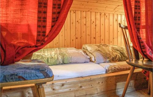 1 Bedroom Cozy Apartment In Hinterburg