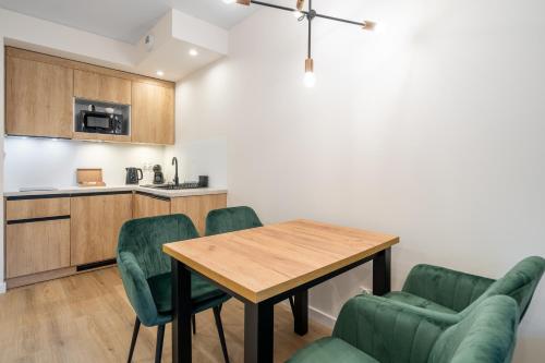 One-Bedroom Apartment image 4